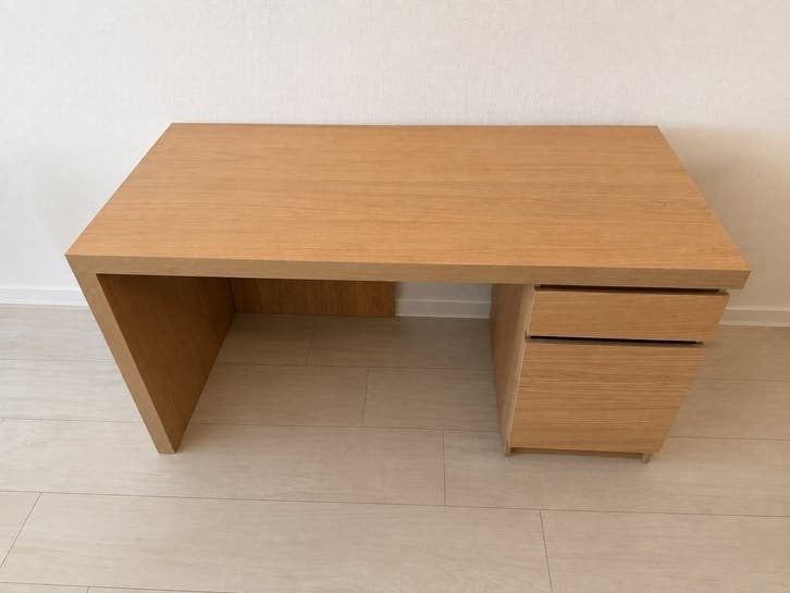 IKEA MALM bureau 140x65 wit gebeitst eikenfineer, Ophalen, Zo goed als nieuw