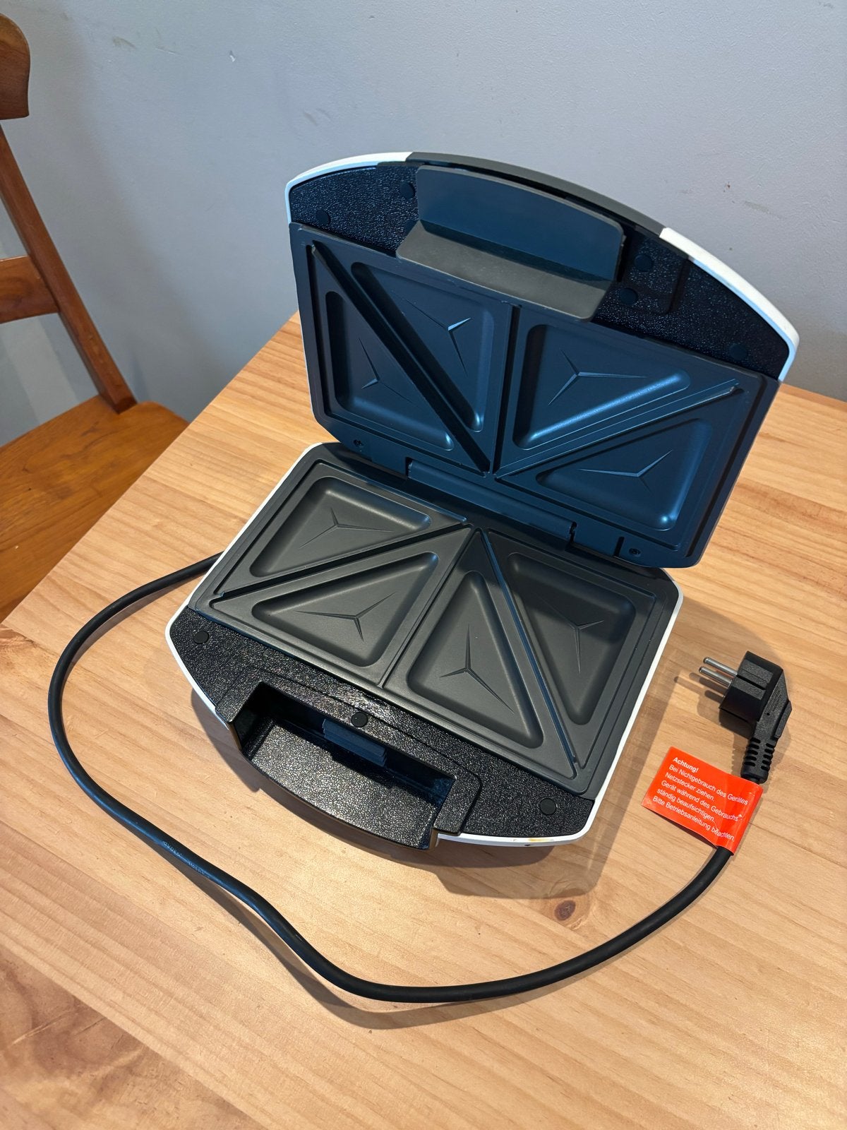 Compact tosti-ijzer / sandwichmaker, Ophalen, Gebruikt
