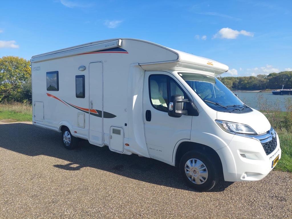 Pla voyager Camper - 2016, Caravans en Kamperen, Overige merken, Standaard zit, Ringverwarming, Boiler