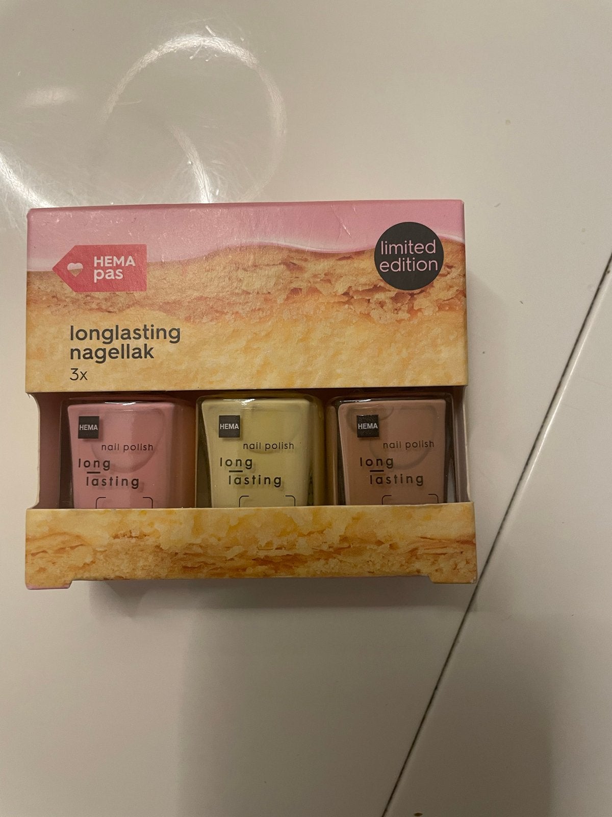 HEMA Longlasting Nagellak Set - Tompouce Kleuren (3x11ml), Nieuw, Ophalen of Verzenden, Handen en Nagels, Make-up