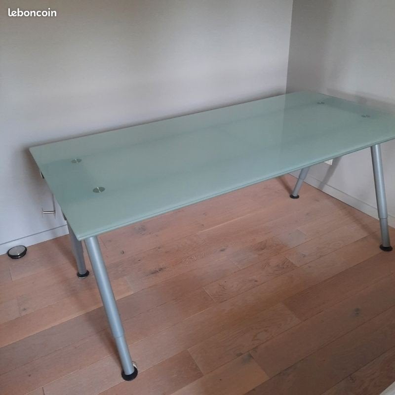 Bureau Galant matglas blad met chroom onderstel., Huis en Inrichting, Bureaus, Ophalen, In hoogte verstelbaar