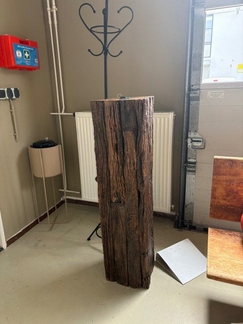 biels pedestal zuil, Ophalen, Zo goed als nieuw