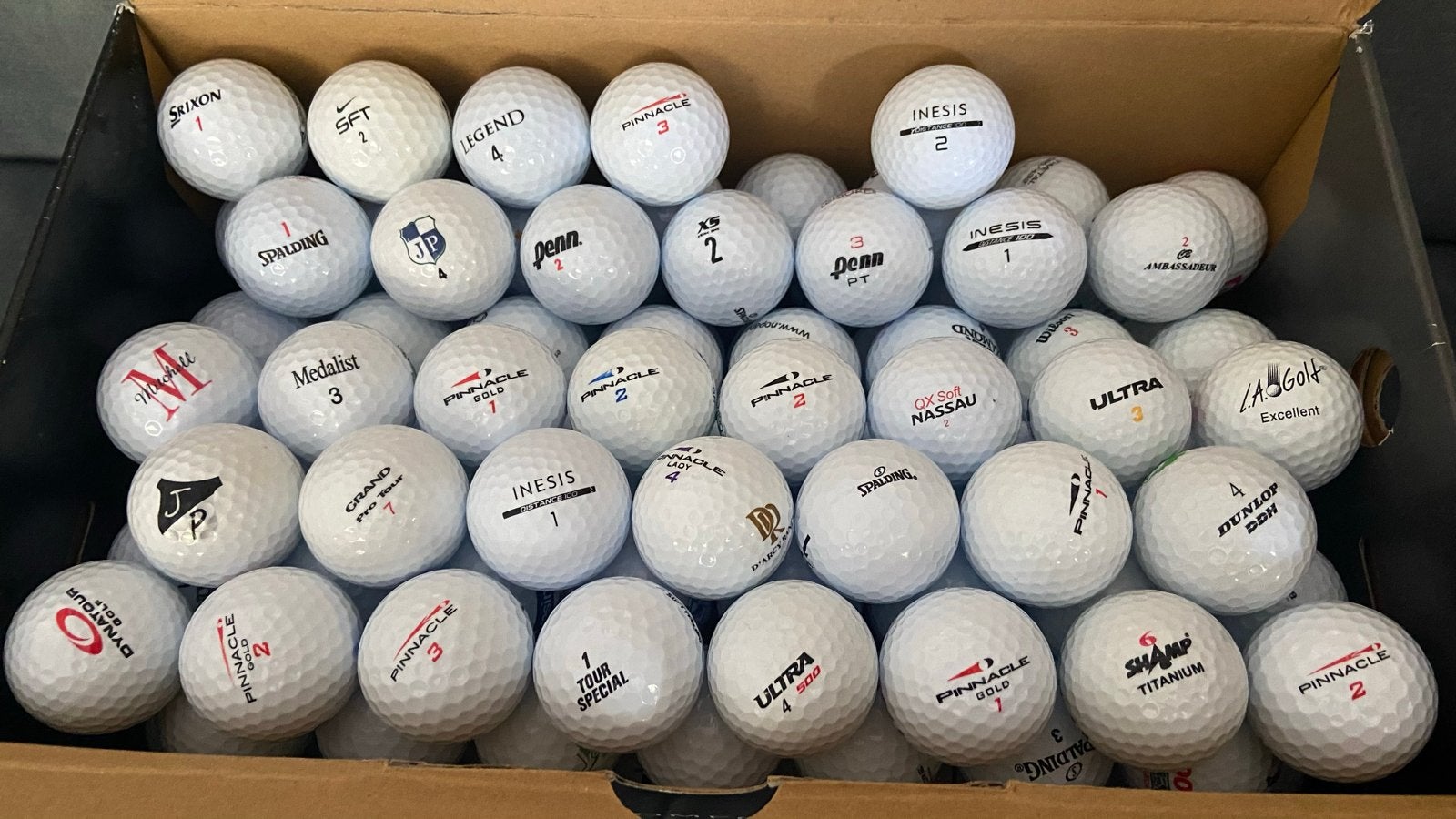 112 Golfballen - ZGAN verschillende merken, Ophalen of Verzenden, Zo goed als nieuw, Bal(len), Overige merken