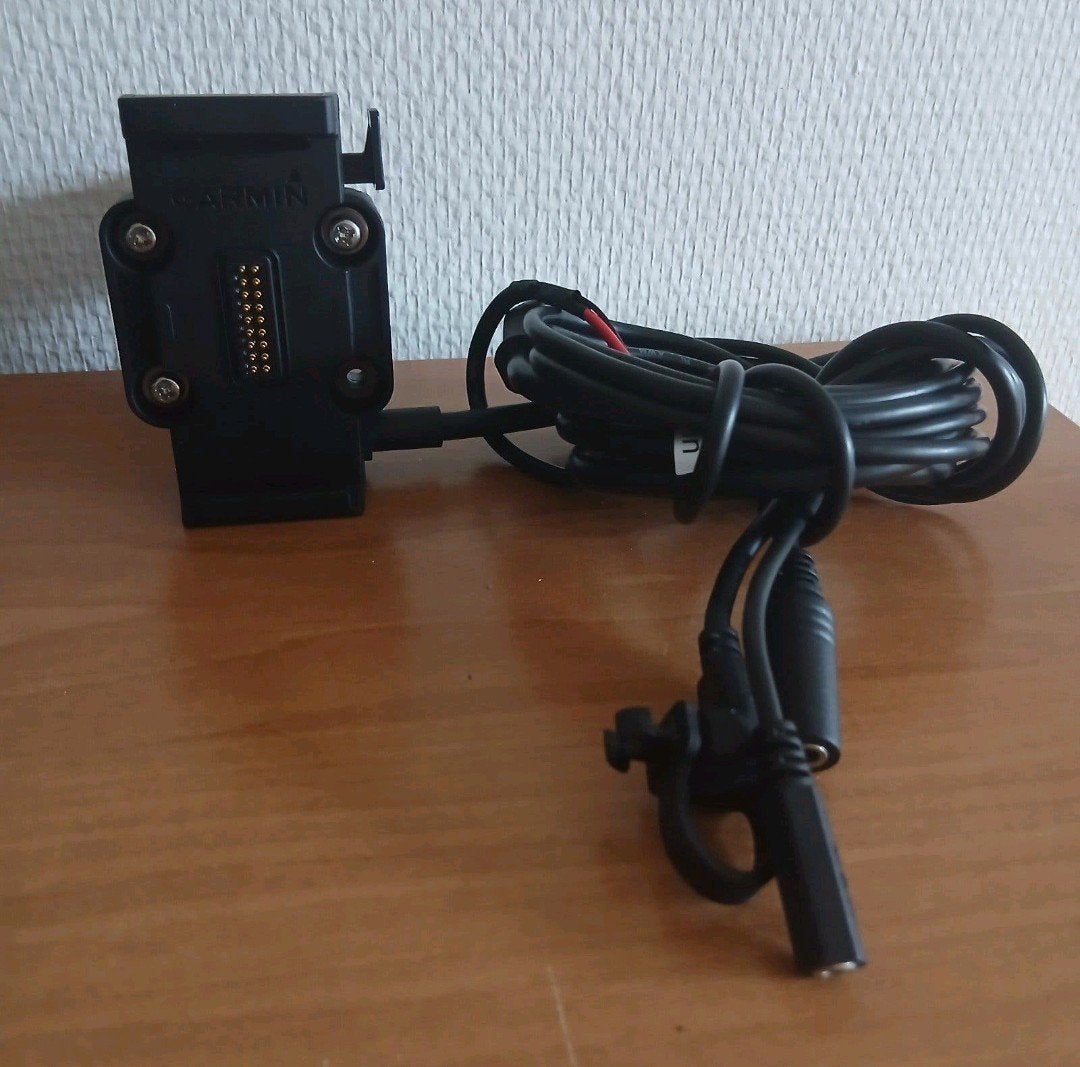 zumo 660 665 bmw steun cradle navigator  4 5 6 lV V Vl 660, Ophalen of Verzenden, Zo goed als nieuw