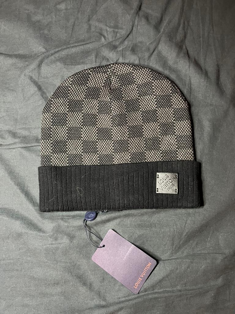 Louis Vuiton Damier Leather Logo Muts - Zwart, Ophalen of Verzenden, Nieuw, Overige maten, Muts
