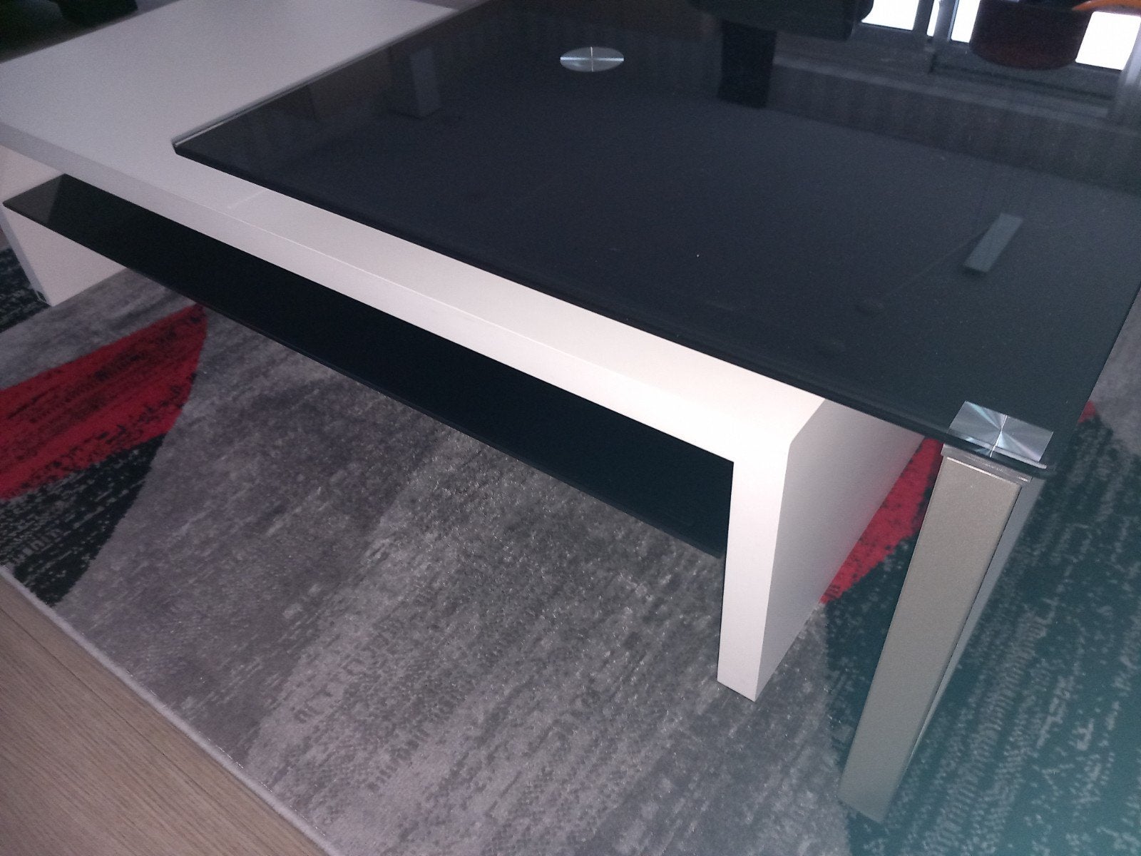moderne salontafel wit met draaibare zwarte glasplaat, Ophalen, Gebruikt, 100 tot 150 cm, 50 tot 100 cm