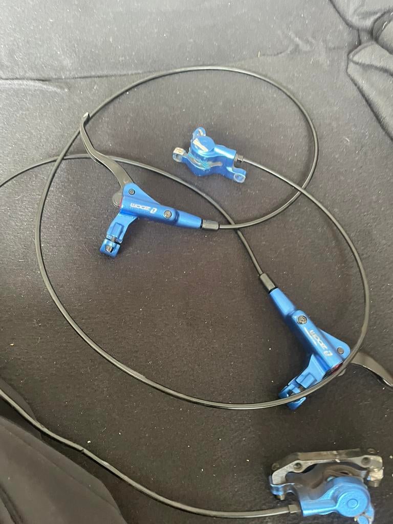 Hydraulische remmen, Ophalen of Verzenden, Zo goed als nieuw