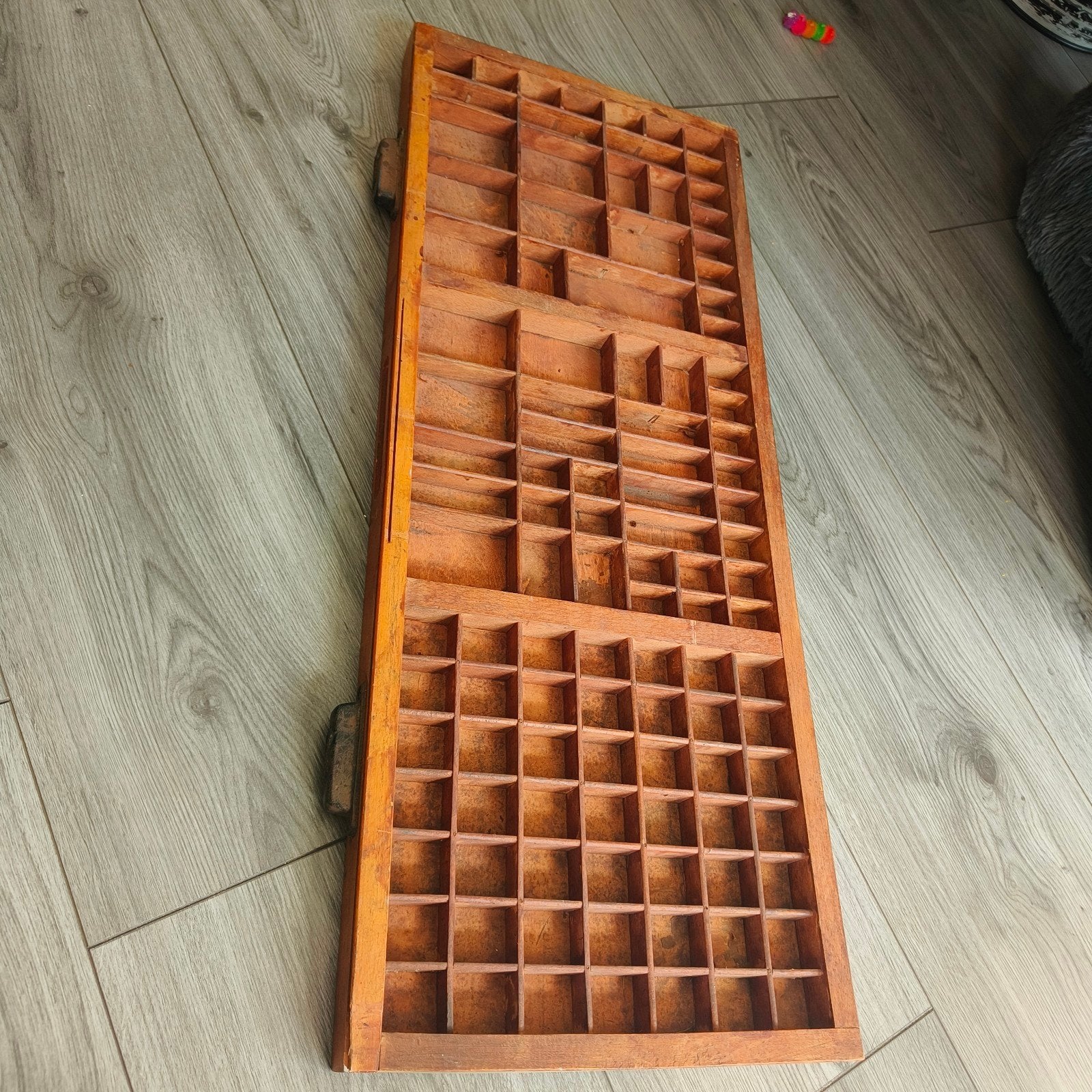 Vintage houten letterbak / sorteerbak 4 cmx 82 cm x 33cm, Ophalen of Verzenden