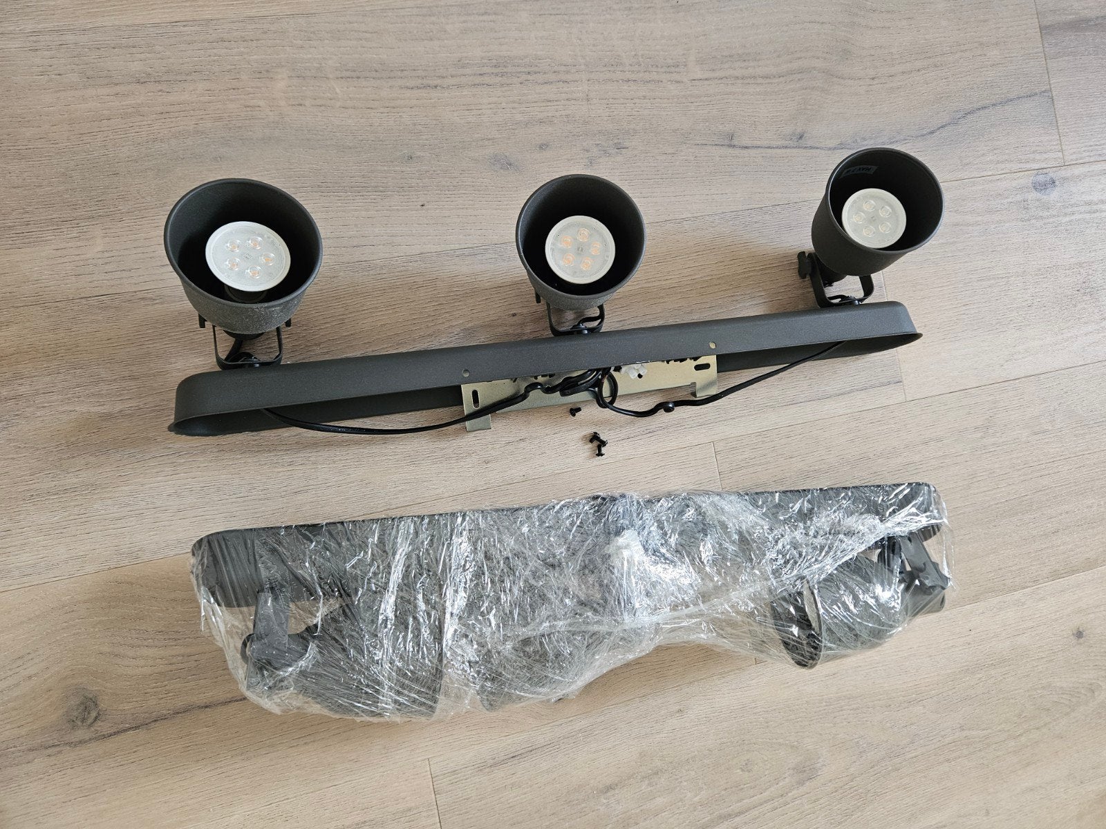 2x Ikea Hektar Spots, Ophalen, Zo goed als nieuw