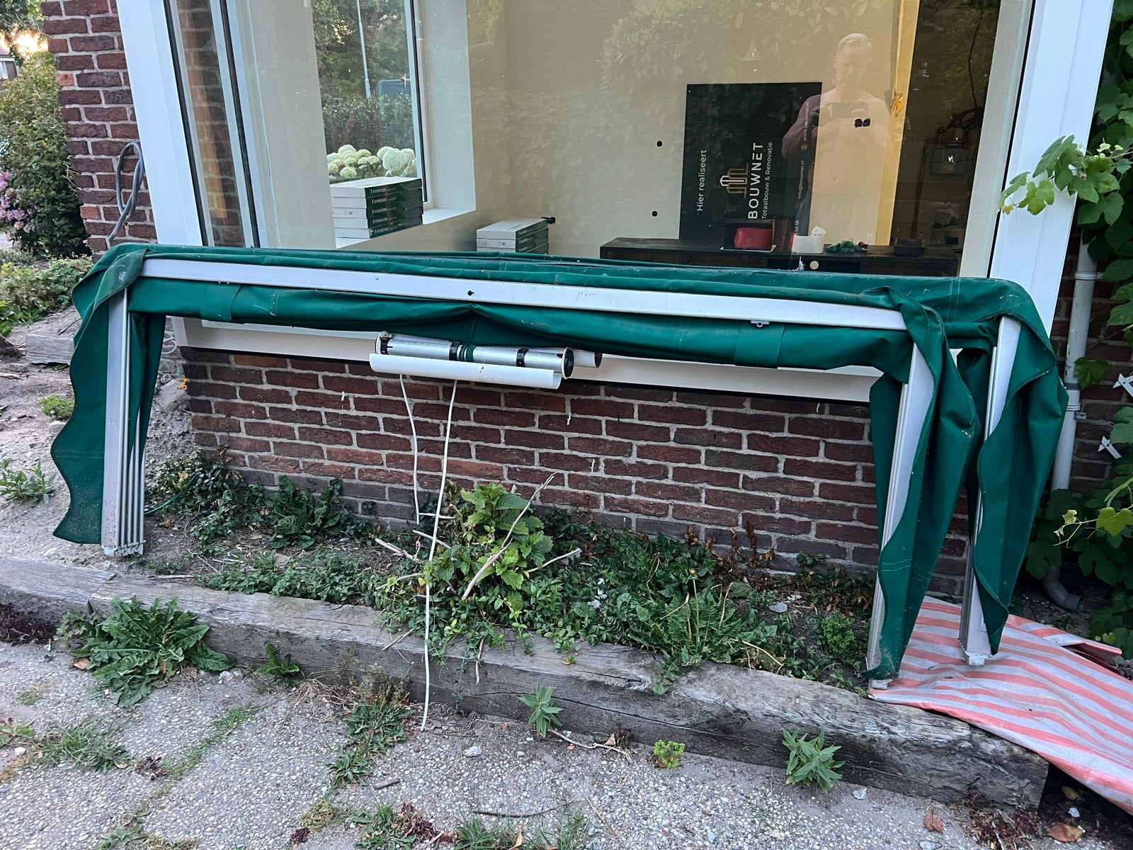 Groene uitvalschermen/ markiezen met Nice motor 2x, Tuin en Terras, Zonneschermen, Ophalen, Gebruikt, Elektrisch, 250 cm tot 450 cm