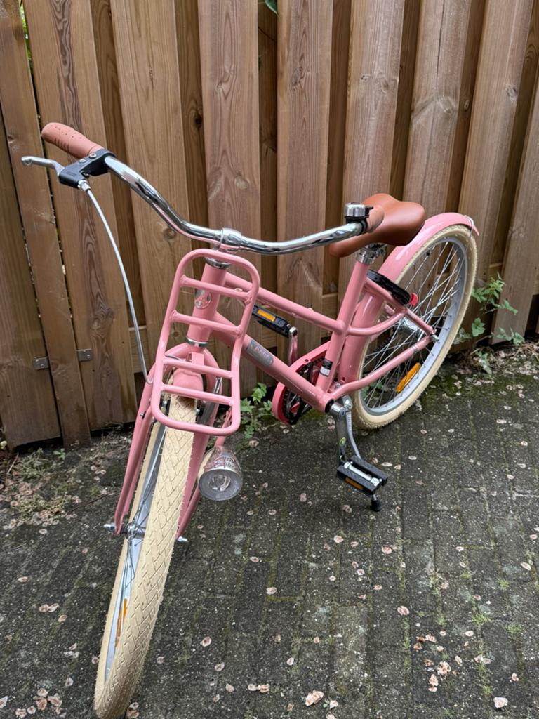 Nagenoeg nieuwe Amigo Urban Meisjesfiets (24 inch) – Roze, Ophalen, Zo goed als nieuw, 24 inch, Handrem