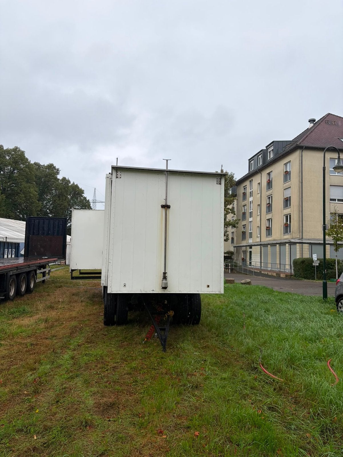 Unieke Woonwagen Kermis - Ideaal voor Reizigers, Ophalen of Verzenden