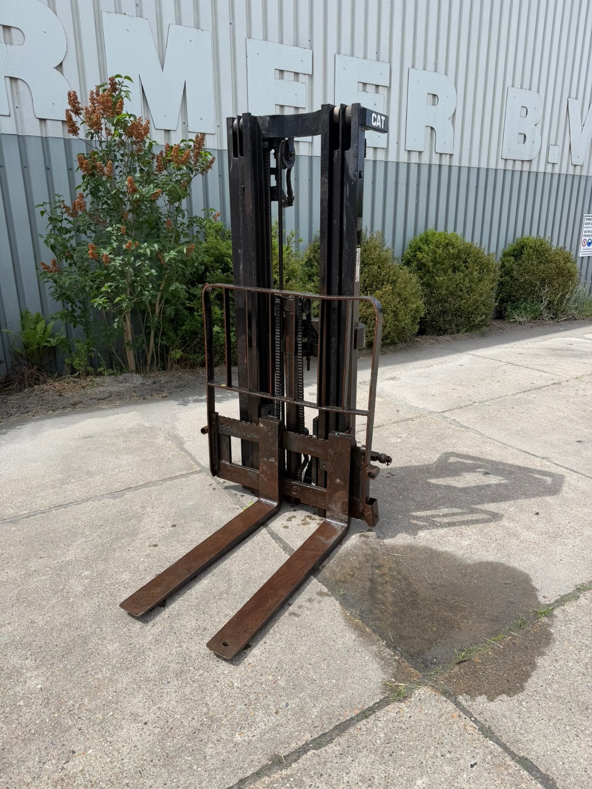 Hefmast caterpiller, Ophalen, ----, ----, Elektrisch