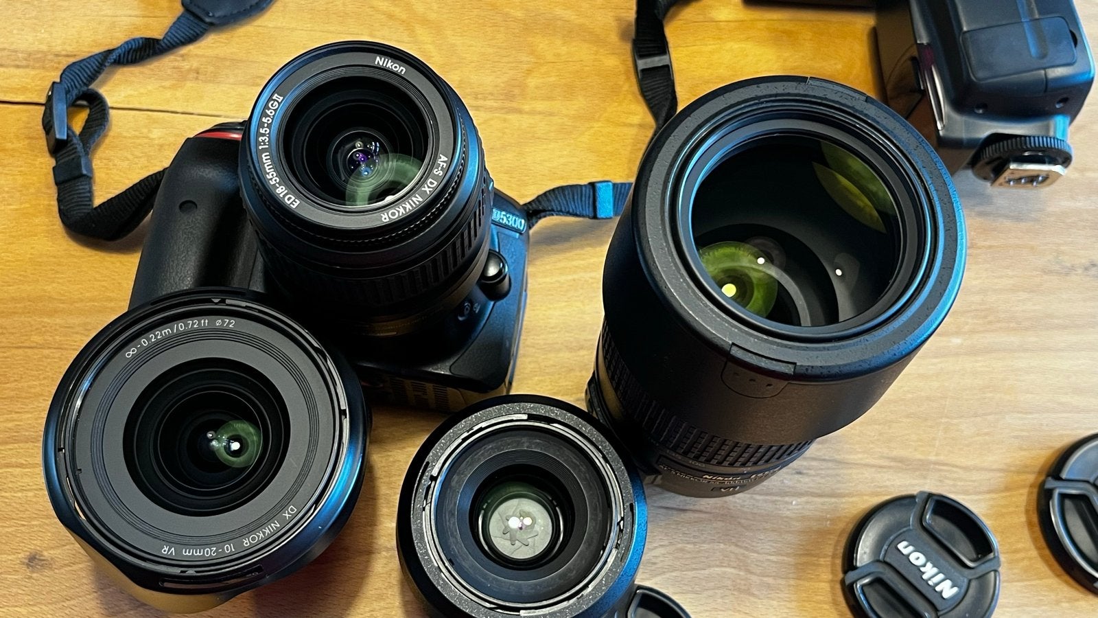 Nikon D5300 DSLR Camera met 3 lenzen en accessoires, Ophalen, Zo goed als nieuw, Nikon