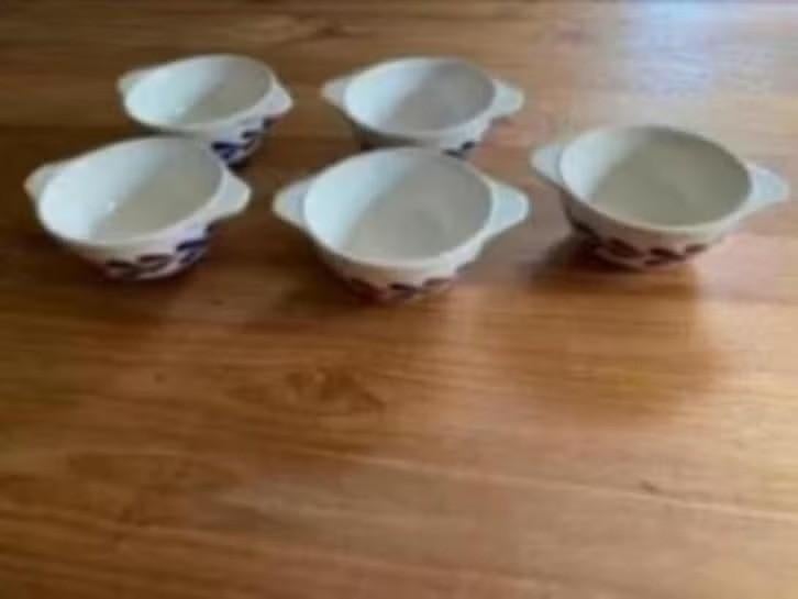 5 schaaltjes Boch la louviere . Made in Belgium, Gebruikt, Ophalen of Verzenden, Schaal of Schalen, Overige stijlen