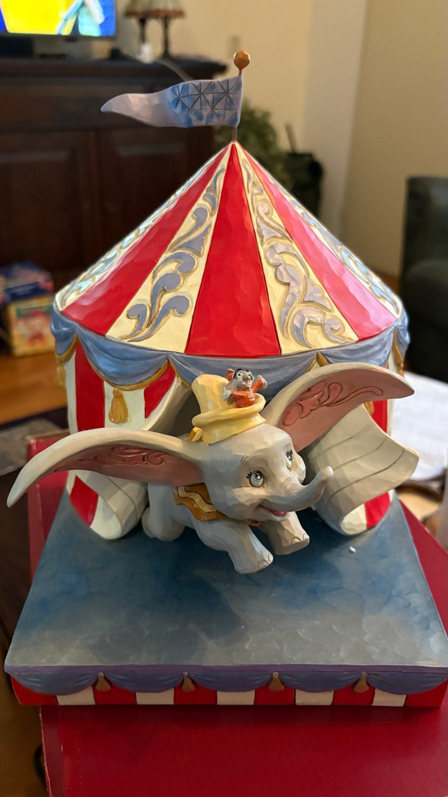 Disney Traditions Dumbo "Over the Big Top" beeldje, Ophalen, Bambi of Dumbo, Nieuw, Beeldje of Figuurtje