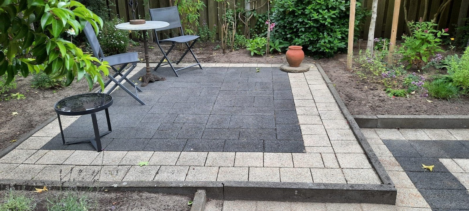 Gratis terras tegels 8 m², Tuin en Terras, Tegels en Klinkers, Ophalen, Gebruikt, Beton, Terrastegels