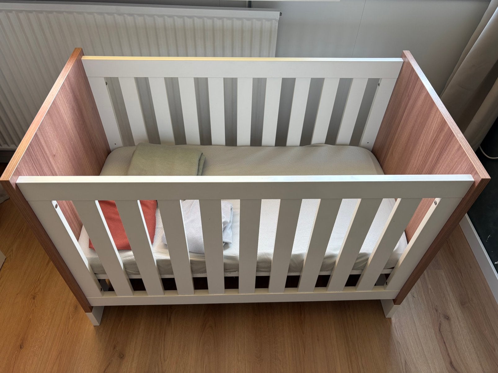 Babykamer compleet, Ophalen, Zo goed als nieuw, Ledikant