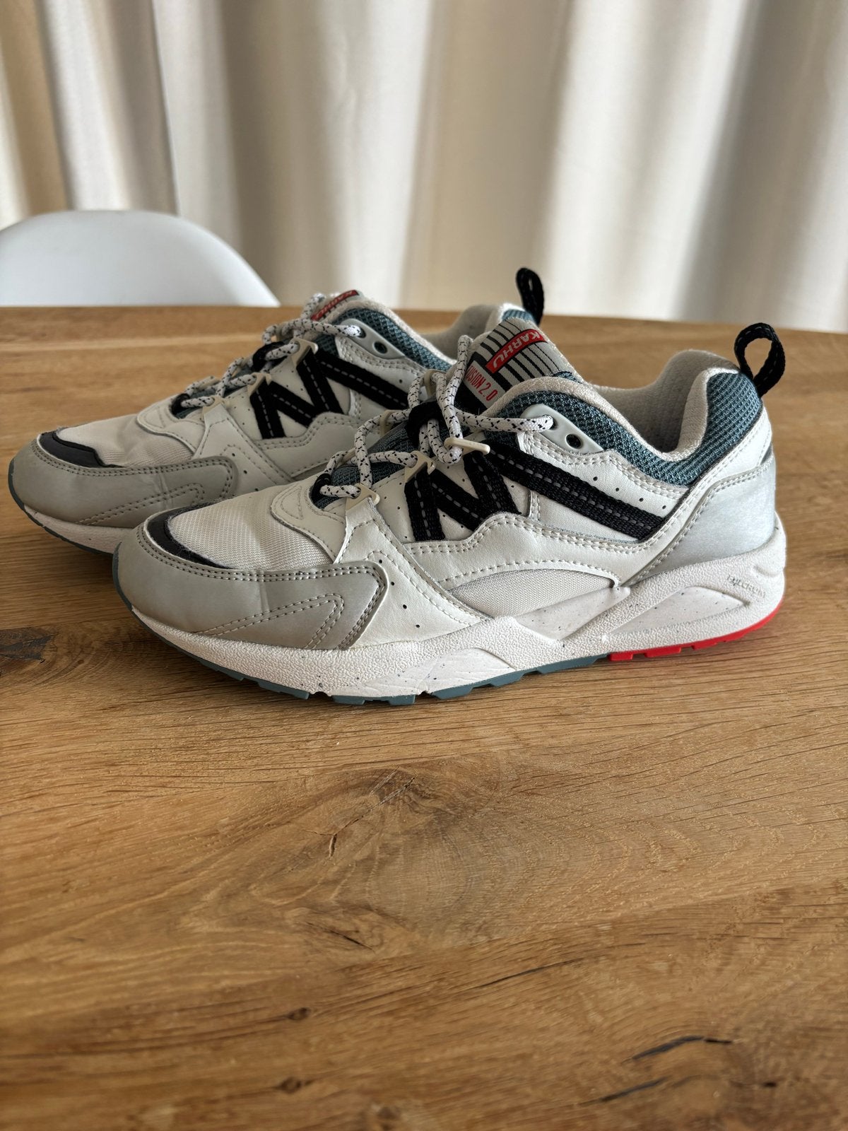 Karhu Fusion 2.0 sneakers, maat 37, zo goed als nieuw, Ophalen of Verzenden, Zo goed als nieuw, Wit, Sneakers of Gympen