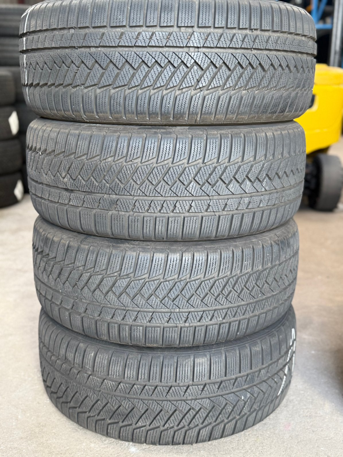 235/45r18 winterbanden sets, Ophalen, Gebruikt, 17 inch, Winterbanden