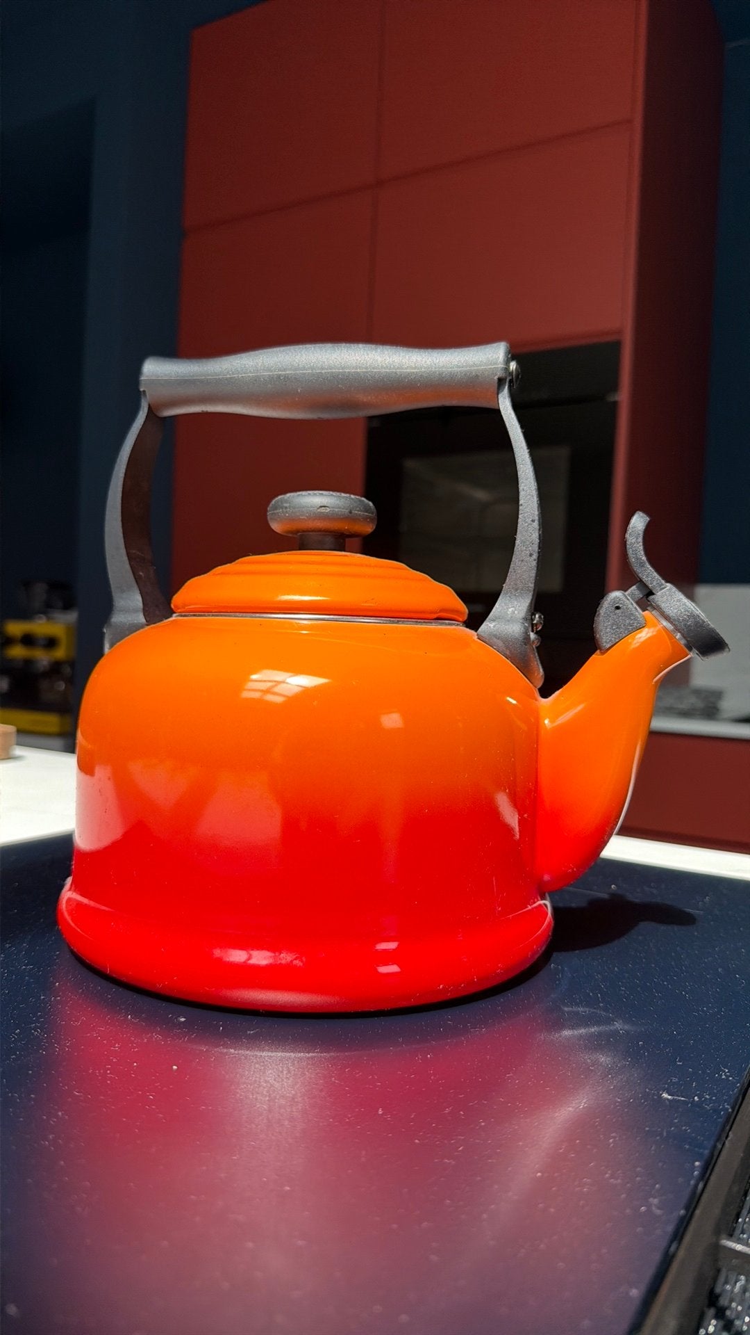 Le creuset fluitketel 2.1L, Ophalen of Verzenden, Zo goed als nieuw
