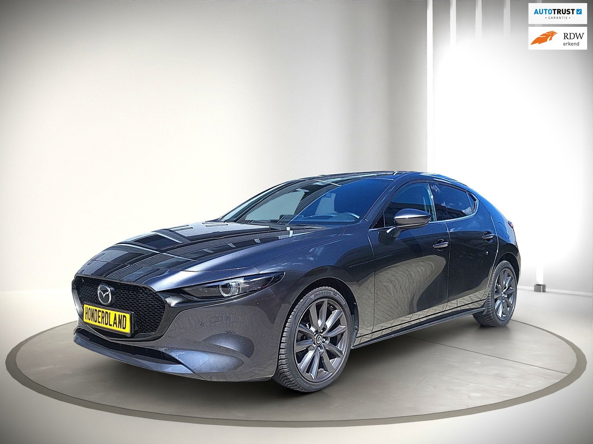 Mazda 3 2.5 e-SkyActiv-G M Hybrid 140 Takumi, Stof, Gebruikt, Euro 6, 4 cilinders