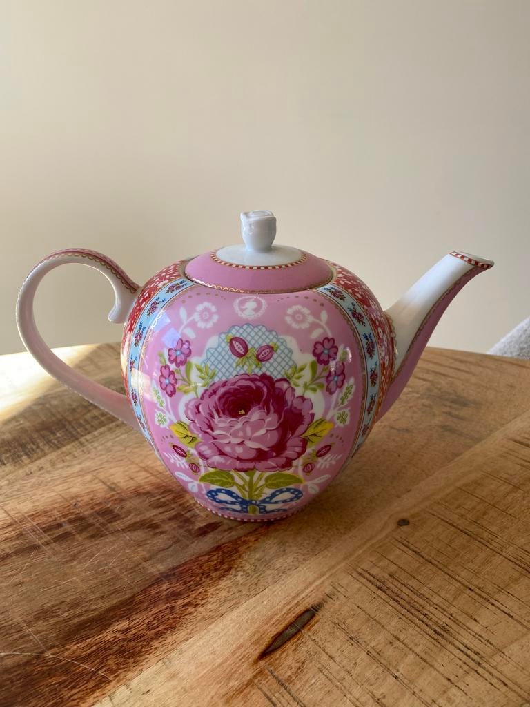 Theepot Pip Studio roze, Huis en Inrichting, Keuken | Servies, Overige typen, Ophalen of Verzenden, Zo goed als nieuw, Overige stijlen