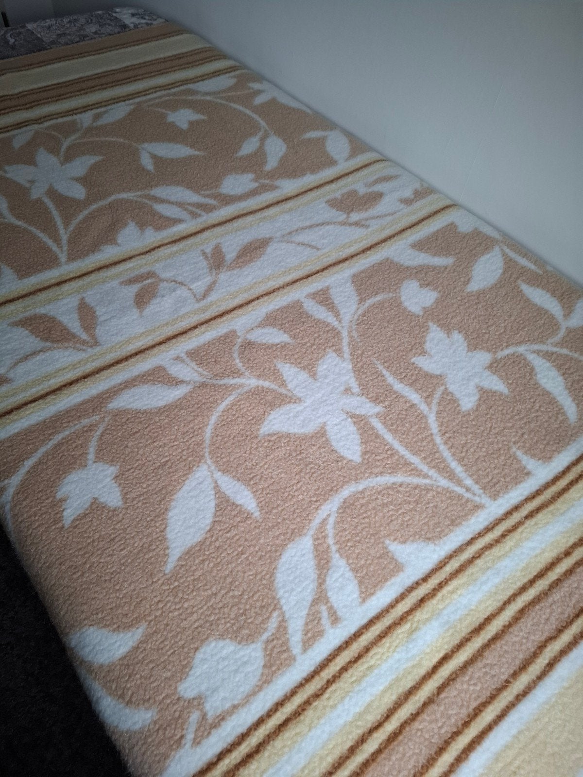 Dralon Deken  1 Persoons, Ophalen, Gebruikt, Eenpersoons, Beige