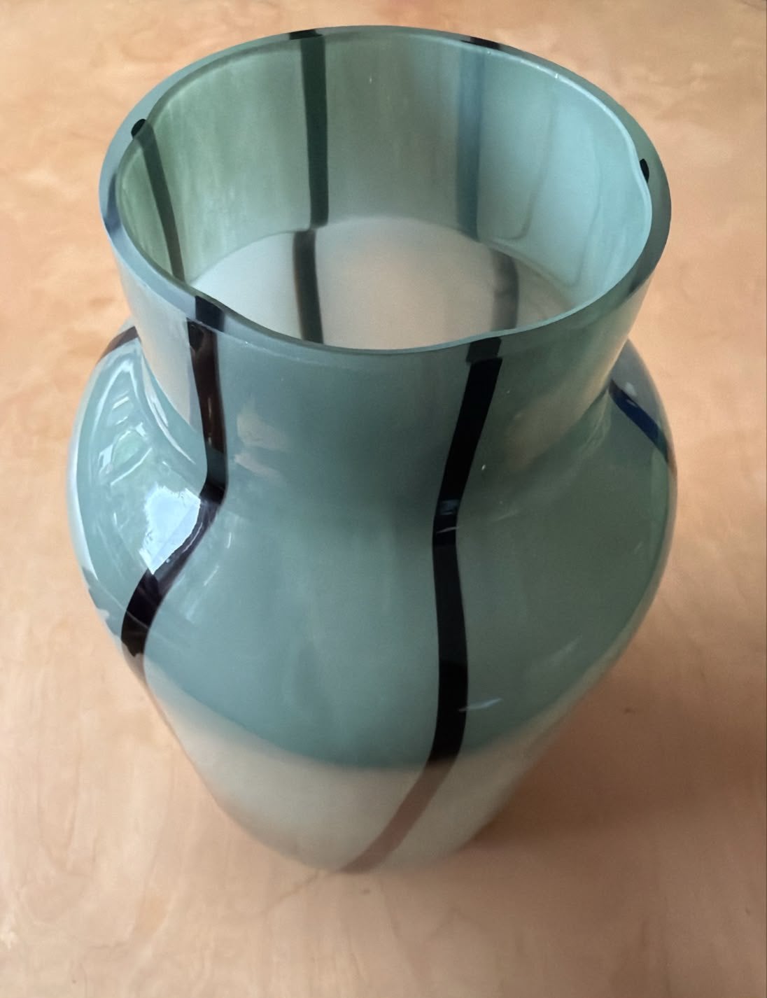 Leen Bakker vaas Liva groen met zwarte strepen, Huis en Inrichting, Ophalen of Verzenden, Zo goed als nieuw, Groen, Glas