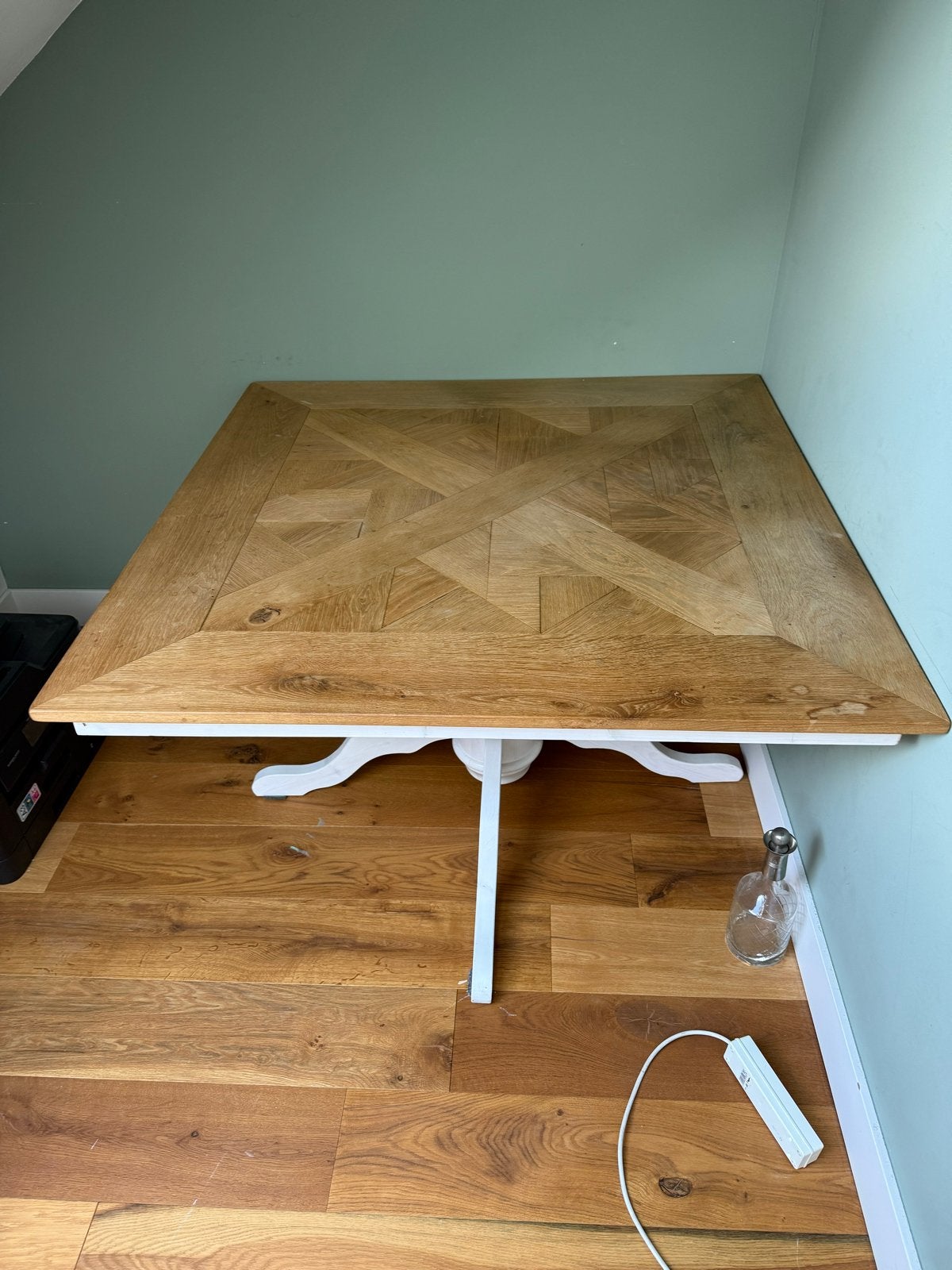 Eikenhouten eettafel met wit onderstel, Huis en Inrichting, Ophalen, Gebruikt, 100 tot 150 cm, Vier personen