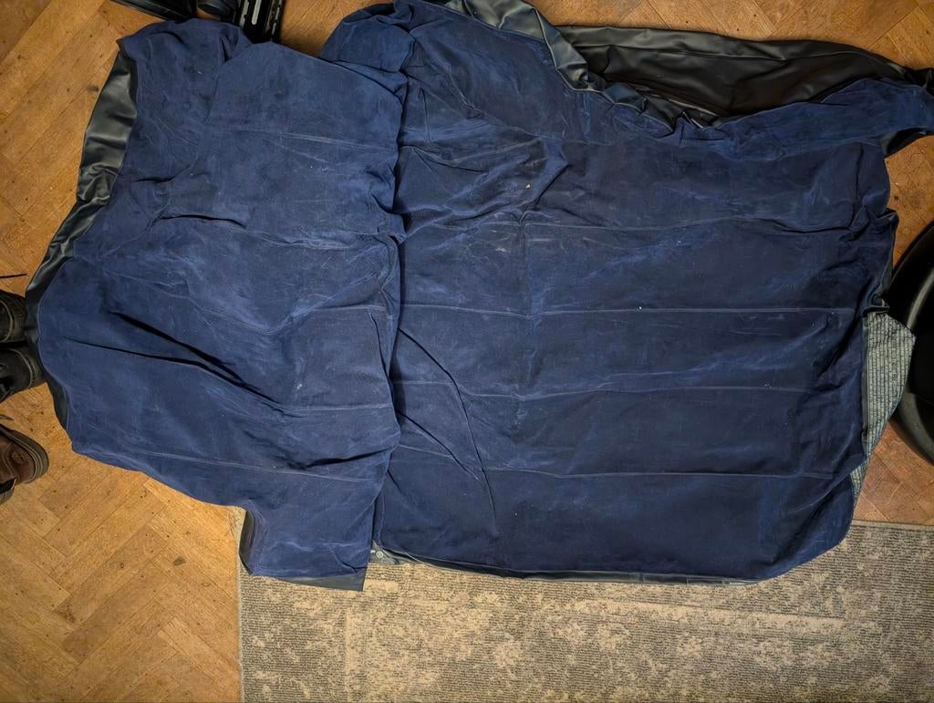 Intex Luchtbed / Logeerbed 140 breed, Ophalen of Verzenden, Ingebouwde pomp, Gebruikt, 2-persoons