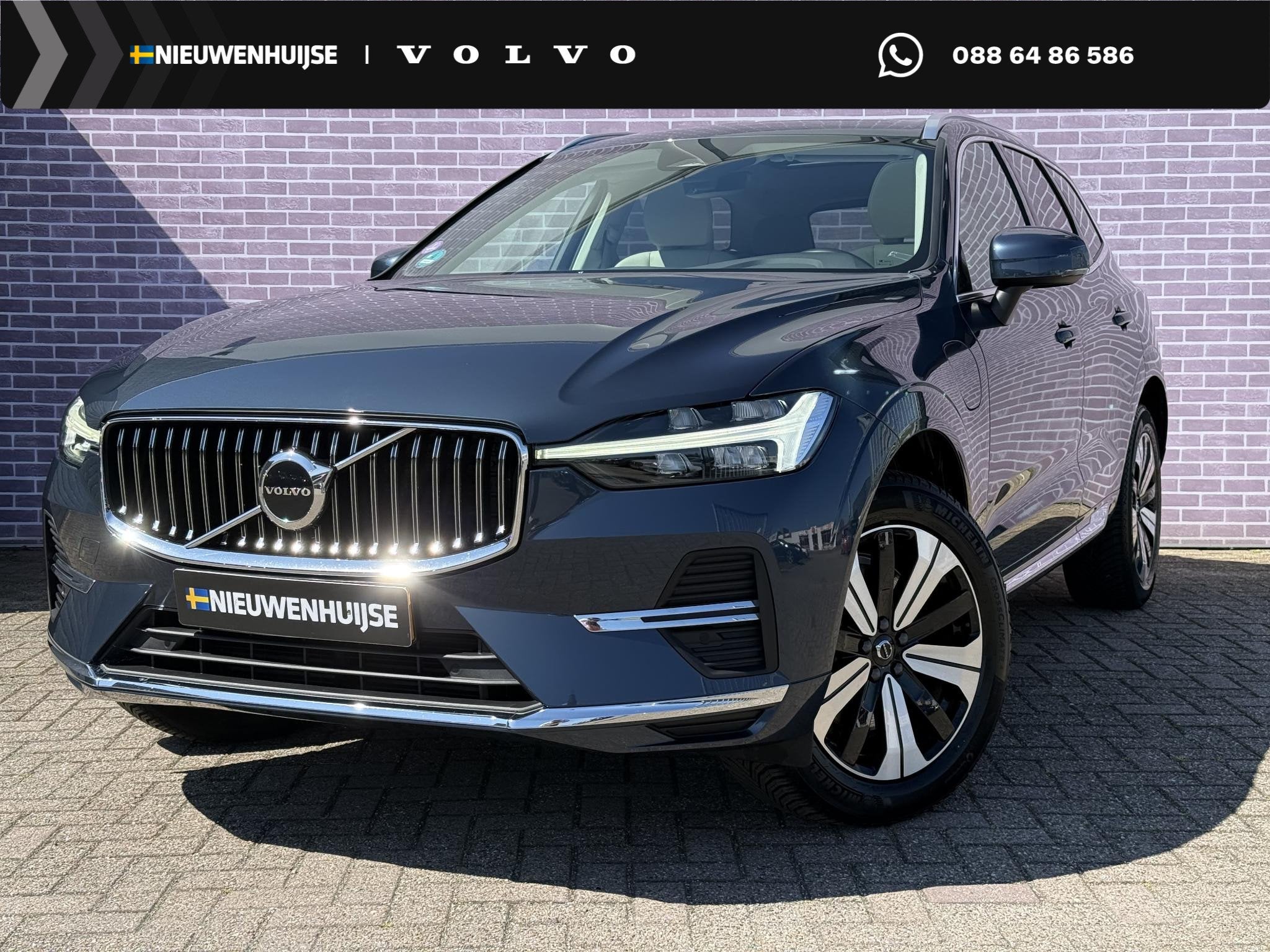 Volvo XC60 2.0 T6 Plug-in hybrid AWD Essential Edition Brigh, Auto's, Automaat, Gebruikt, Euro 6, 4 cilinders