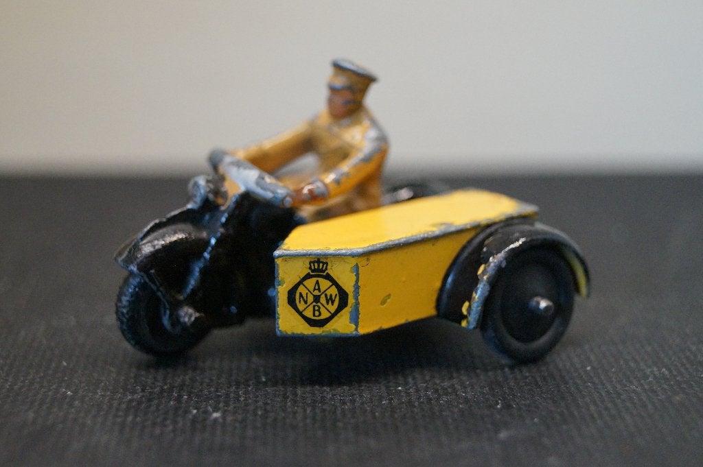 Dinky toy 272(44b) ANWB-motorpatrouille zijspan (1946-1950), Verzenden