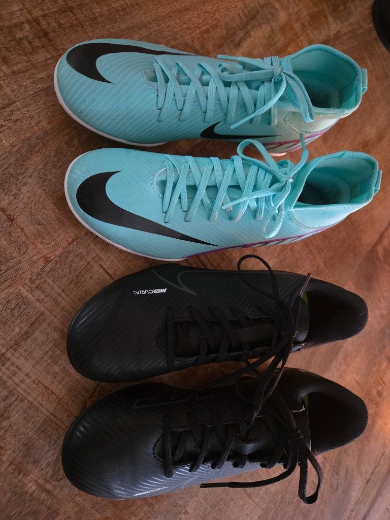 Voetbalschoenen maat 37,5, Sport en Fitness, Voetbal, Maat XS of kleiner, Ophalen, Zo goed als nieuw, Schoenen