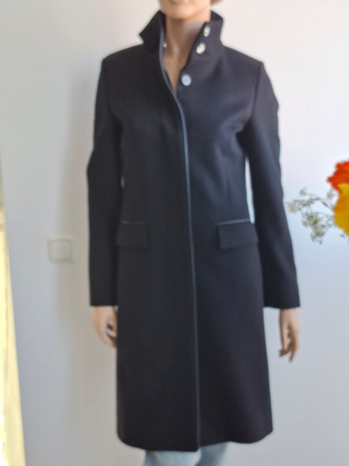 hugo boss warme jas van wol, Ophalen, Zo goed als nieuw, Maat 34 (XS) of kleiner, Zwart