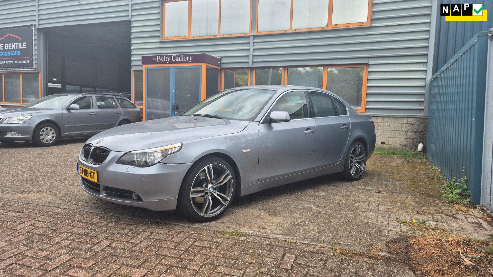 BMW 5-serie 530i Executive Rijdt en Schakelt perfect Inruil, Auto's, BMW, Automaat, Achterwielaandrijving, 2000 kg, Bedrijf
