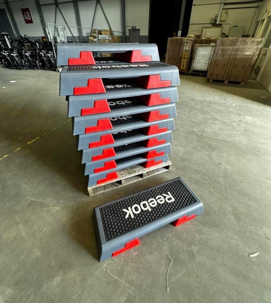 24 Reeboks Steps , 2 Reebok Deck Stepbank, Ophalen, Gebruikt, Stepbank