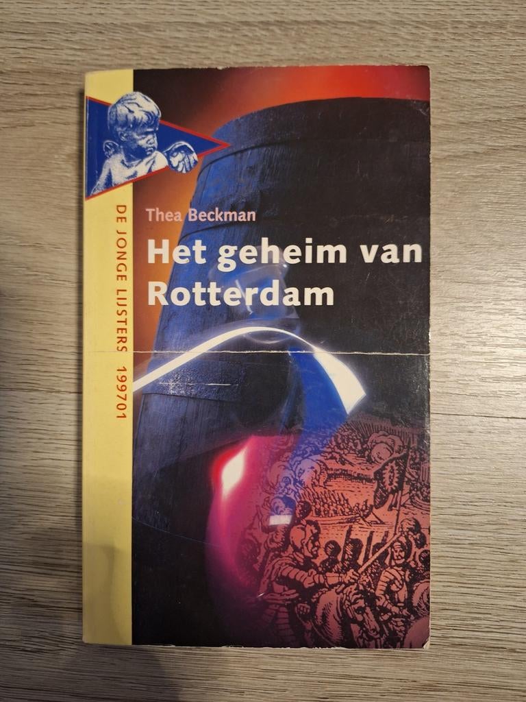 Het geheim van Rotterdam - Thea Beckman, Boeken, Ophalen of Verzenden, Gelezen, Thea Beckman, Fictie algemeen
