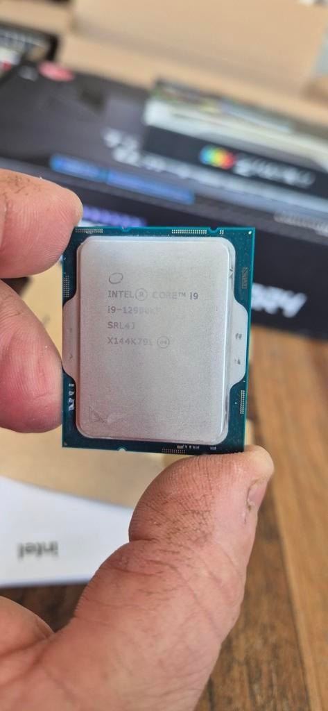 Intel Core i9-12900KF Processor socket 1700, Computers en Software, Processors, Ophalen of Verzenden, Zo goed als nieuw, 4 Ghz of meer