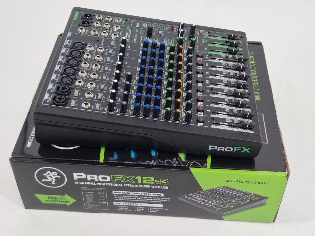 Mackie Pro FX12V3 Mengpaneel - Occasion, 19820 North Creek Parkway, Suite 201, Bothell, WA 98011, USA, Microfooningang, Ophalen of Verzenden