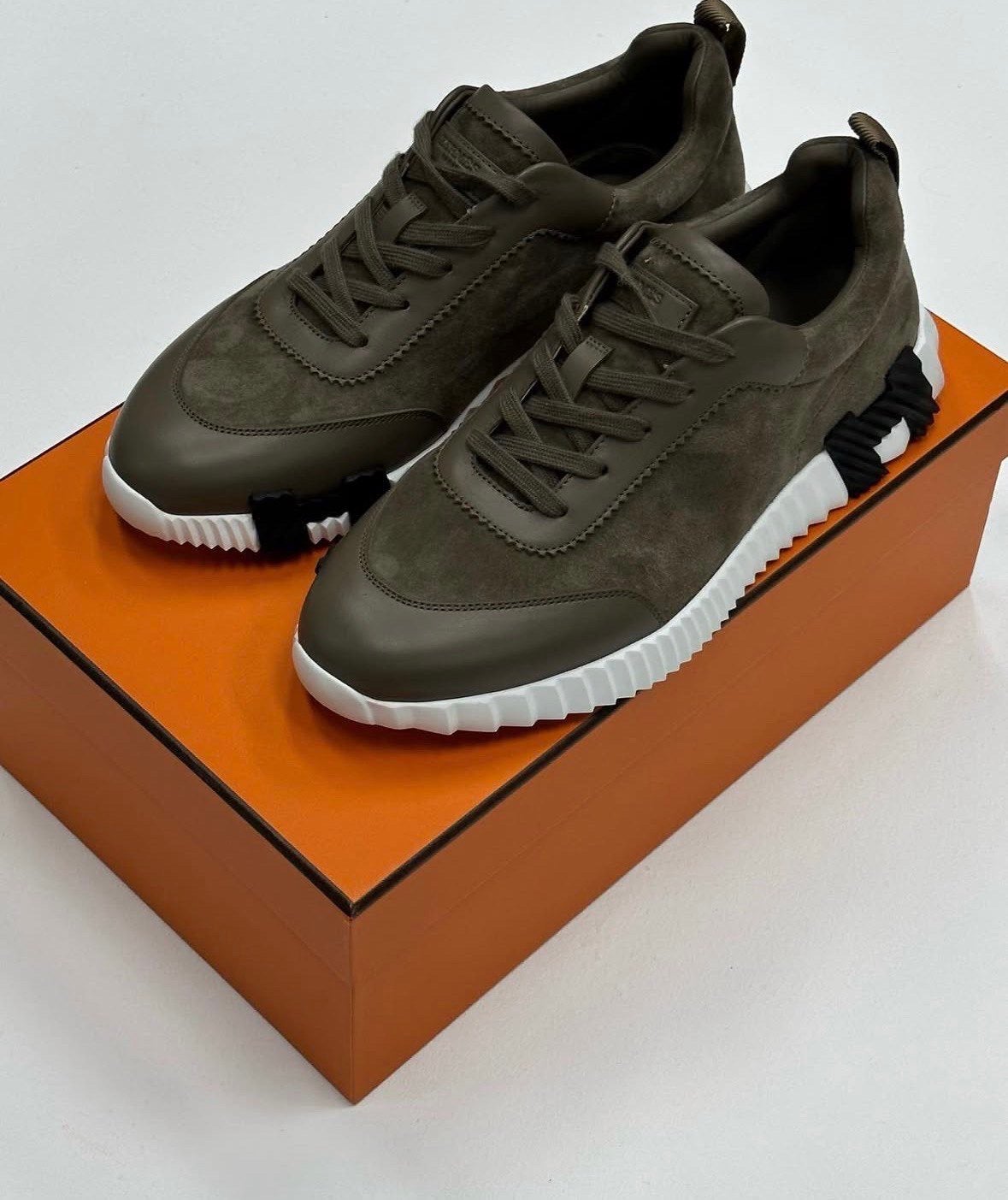 Hermes Bouncing Sneaker Suede stof, Kleding | Heren, Schoenen, Ophalen of Verzenden, Nieuw, Overige kleuren