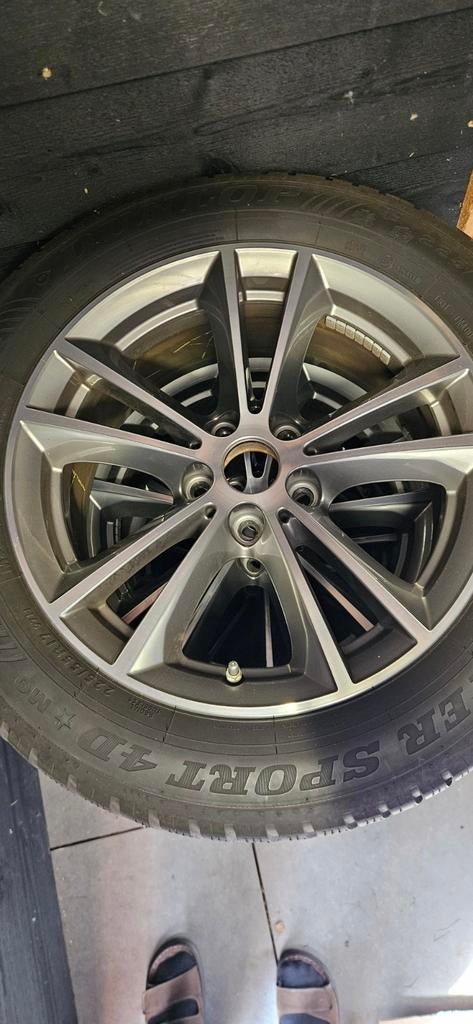 Winterbanden 17" voor BMW 530e - Zo goed als nieuw, Auto-onderdelen, Ophalen of Verzenden