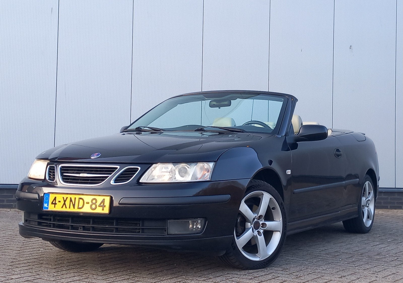Saab 9-3 1.8 T CABRIO Vector 2006 | APK 5-2027 | Inruil mog., Voorwielaandrijving, 1998 cc, Beige, 4 cilinders