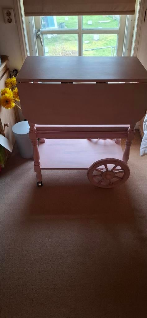 Mooie Roze theewagen, Huis en Inrichting, Ophalen, Zo goed als nieuw