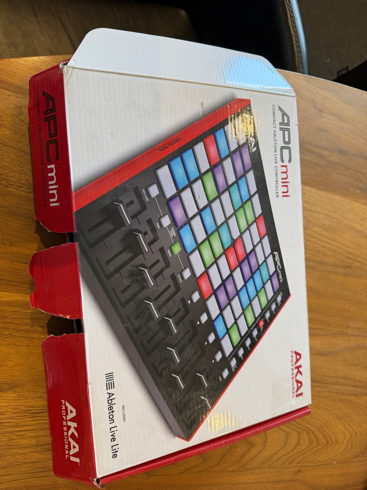 Akai APC Mini MIDI Controller voor Ableton Live, Overige merken, Zo goed als nieuw, Met midi-aansluiting, Overige aantallen