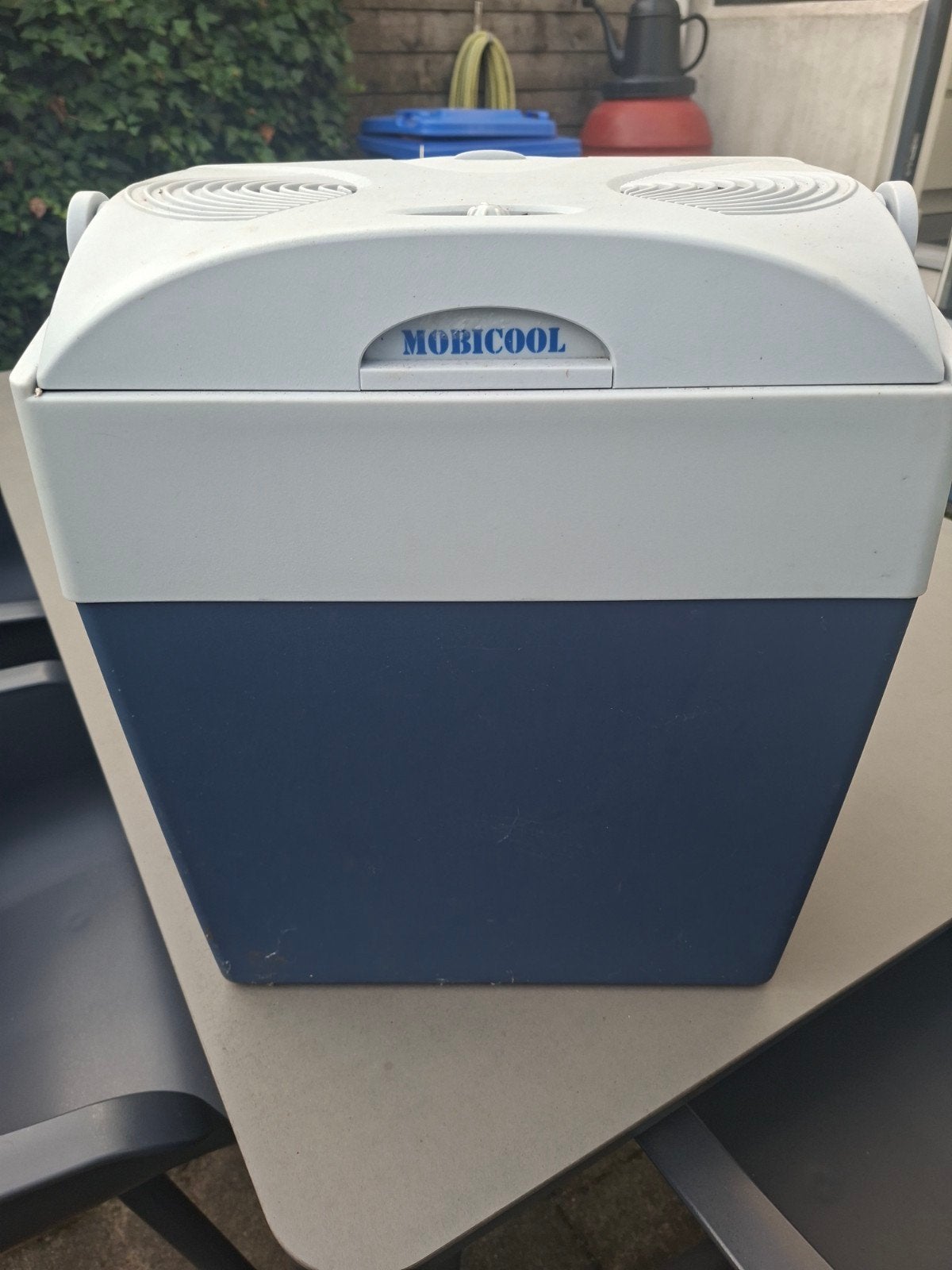 Mobicool Koelbox - 12V Auto & 230V Netstroom Aansluiting, Caravans en Kamperen, Koelboxen, Ophalen of Verzenden, Gebruikt, Koelbox