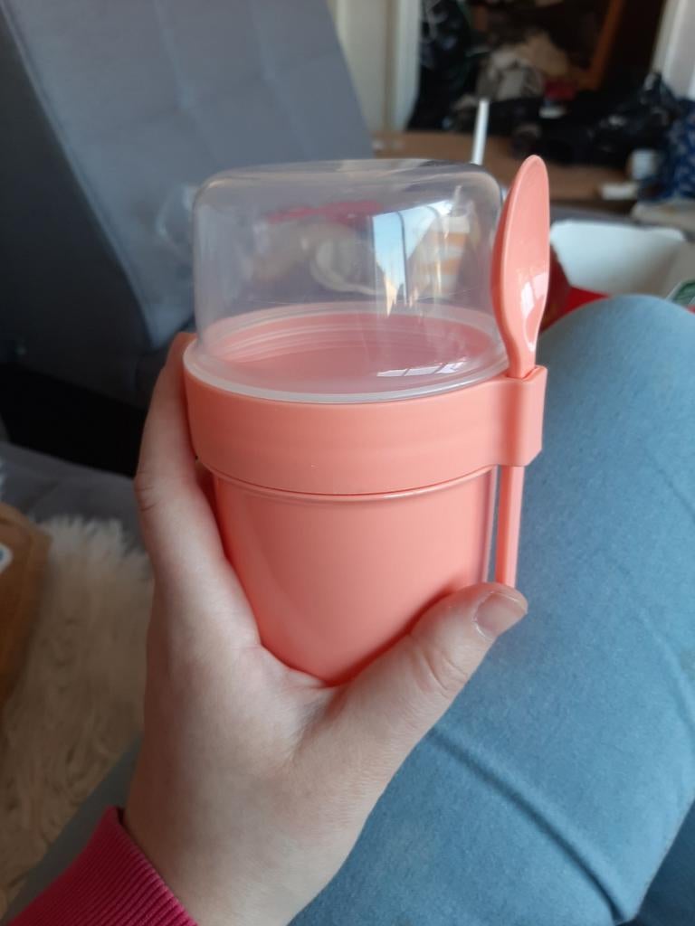 Handige Yoghurt Beker met Lepel - Perfect voor Onderweg, Ophalen, Nieuw