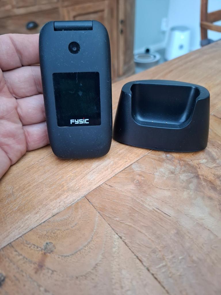 Mobile telefoon voor ouderen, Telecommunicatie, Mobiele telefoons | Batterijen en Accu's, Ophalen of Verzenden