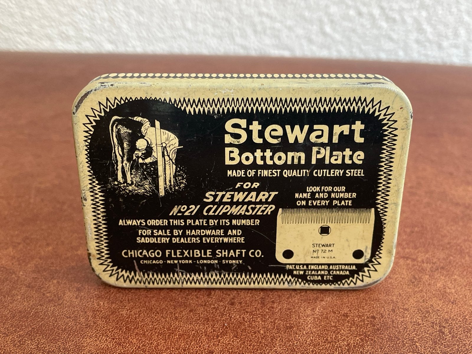 Blikje Stewart Bottom Plate No. 21 Clipmaster, Verzamelen, Ophalen of Verzenden, Gebruikt, Overige