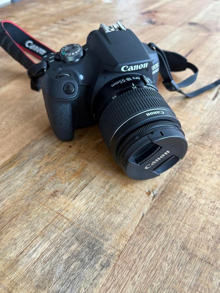 Canon EOS 2000D met tas en accessoires, Audio, Tv en Foto, Fotografie | Fototassen, Ophalen of Verzenden, Zo goed als nieuw, Schoudertas